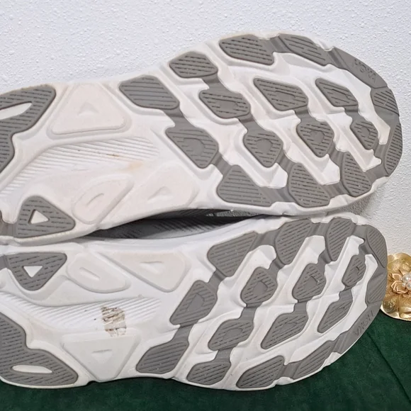 Hoka Clifton 9 Black mens HOKA sz. 12 2E - Picture 6 of 9